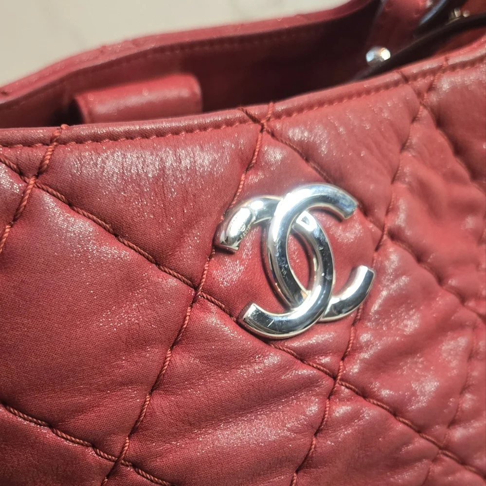 Chanel Calfskin Quilted 2-Way Tote Bag - Picture 8 of 16